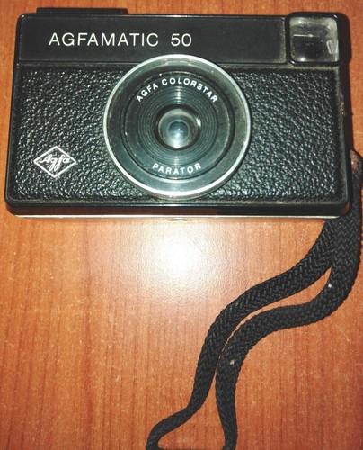 Macchina fotografica rullino - a,